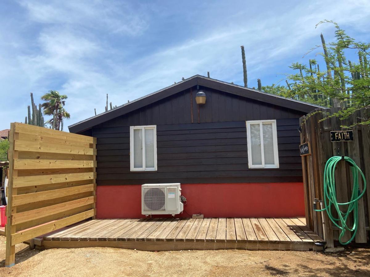 Cozy Studio With Private Spa Oranjestad Exterior photo