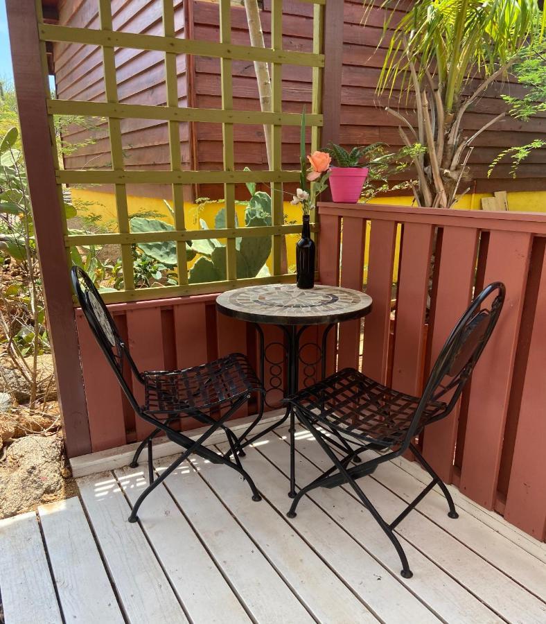 Cozy Studio With Private Spa Oranjestad Exterior photo